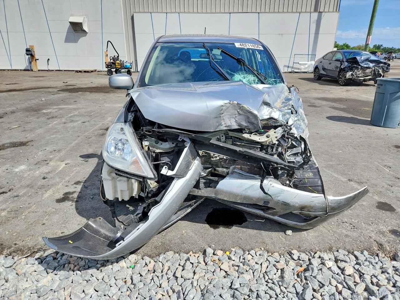 2011 NISSAN VERSA 1.8 S photo 5