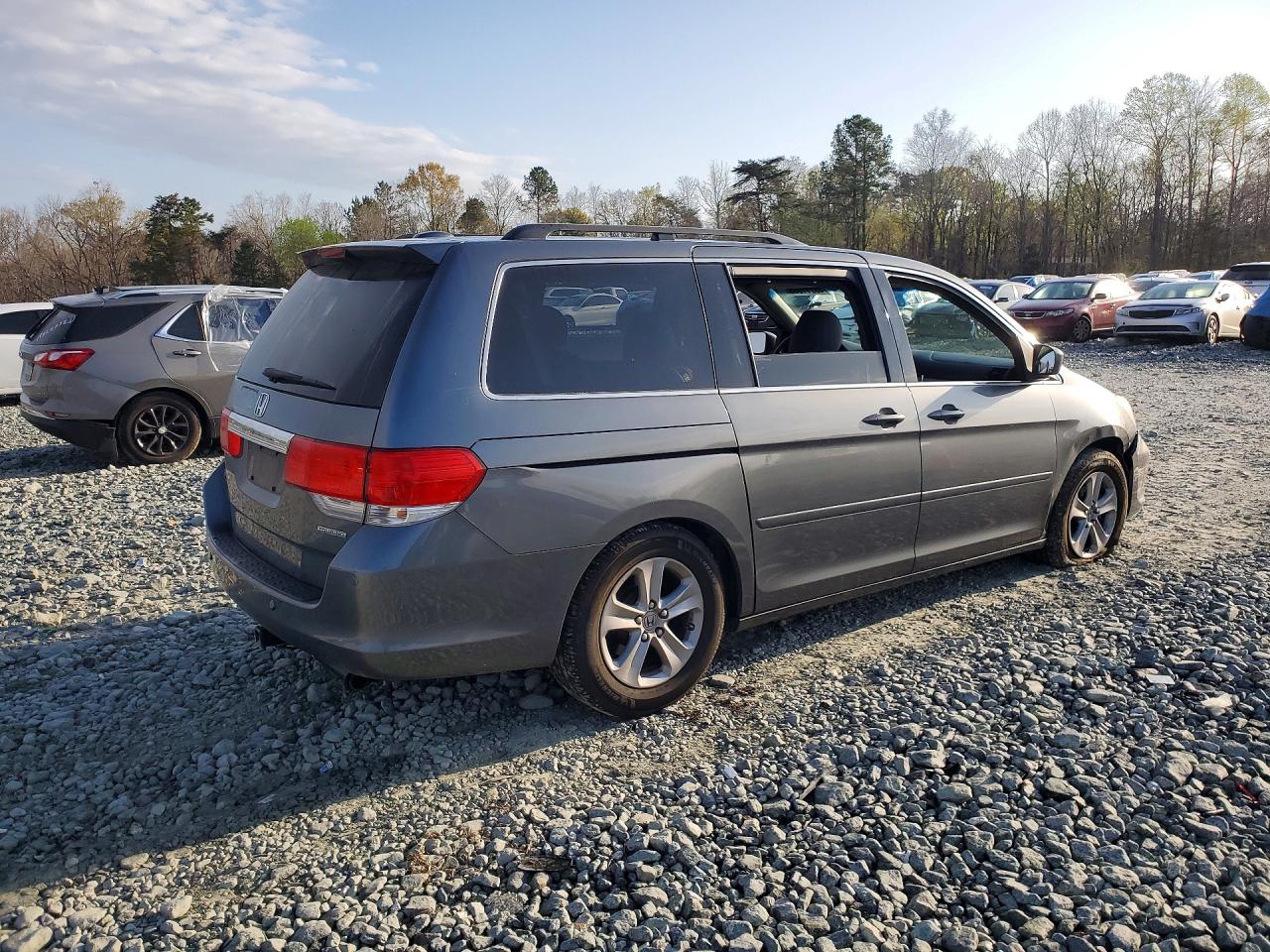 2010 HONDA ODYSSEY TOURING photo 7