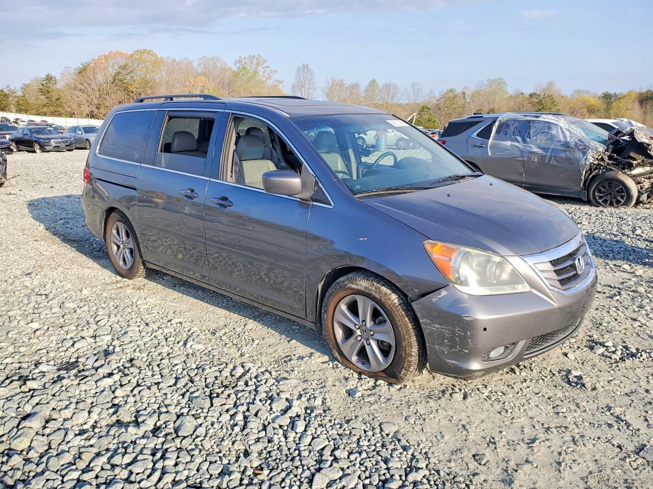 2010 HONDA ODYSSEY TOURING photo 10