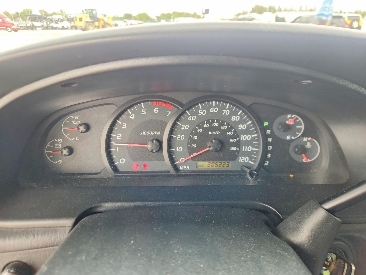 2005 TOYOTA TUNDRA SR5 photo 9