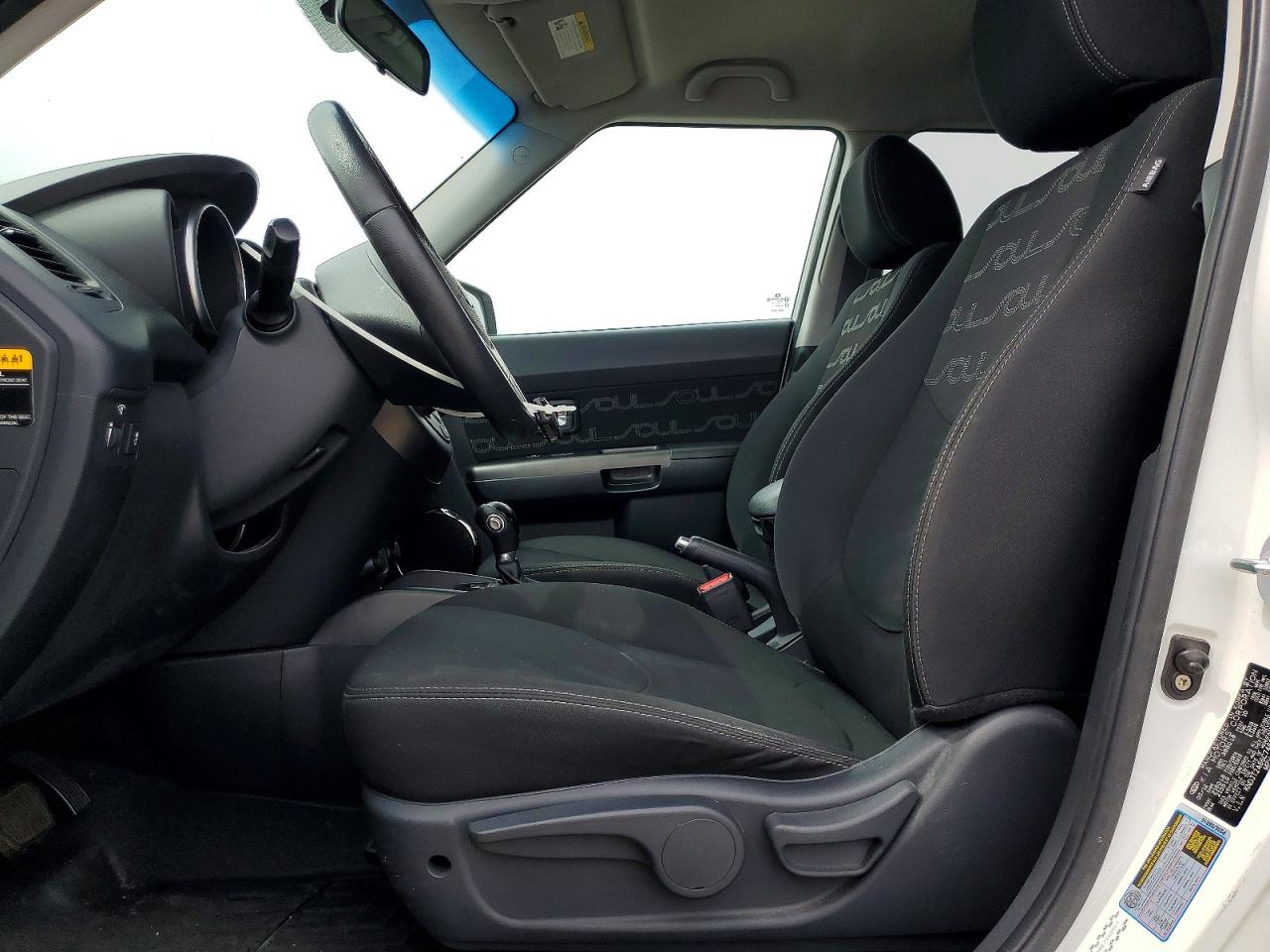 2012 KIA SOUL + photo 13