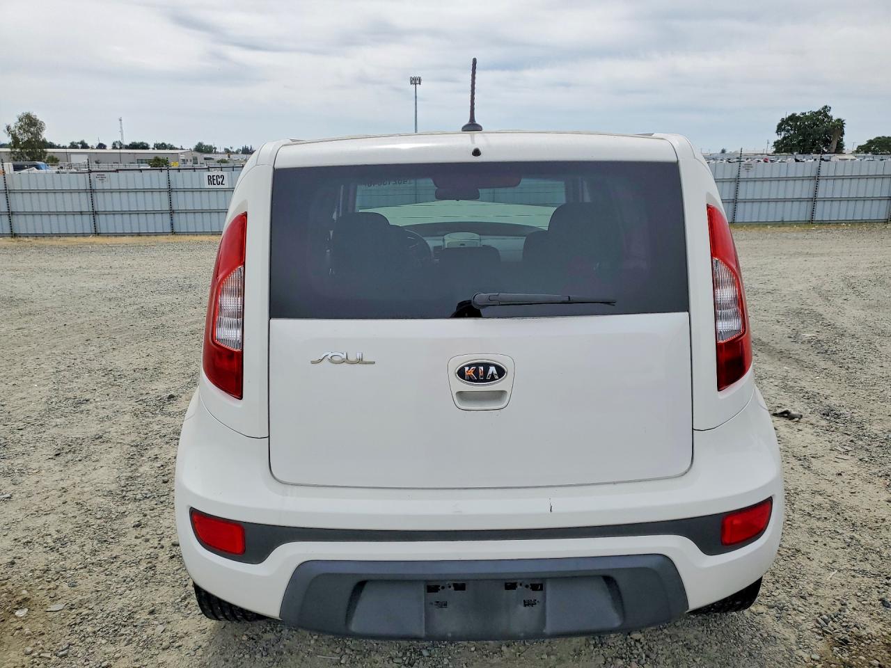 2012 KIA SOUL + photo 11
