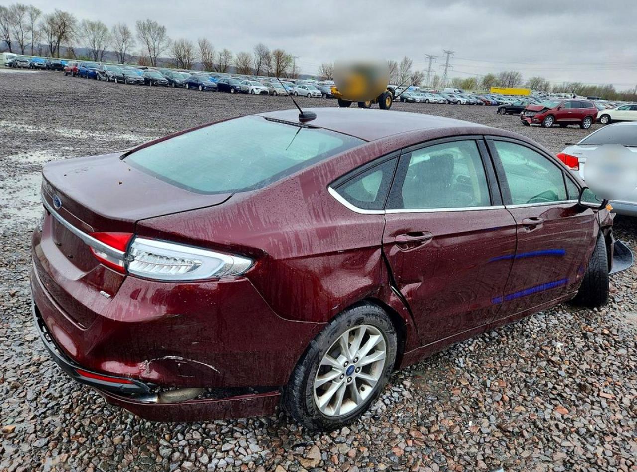 2017 FORD FUSION SE photo 5