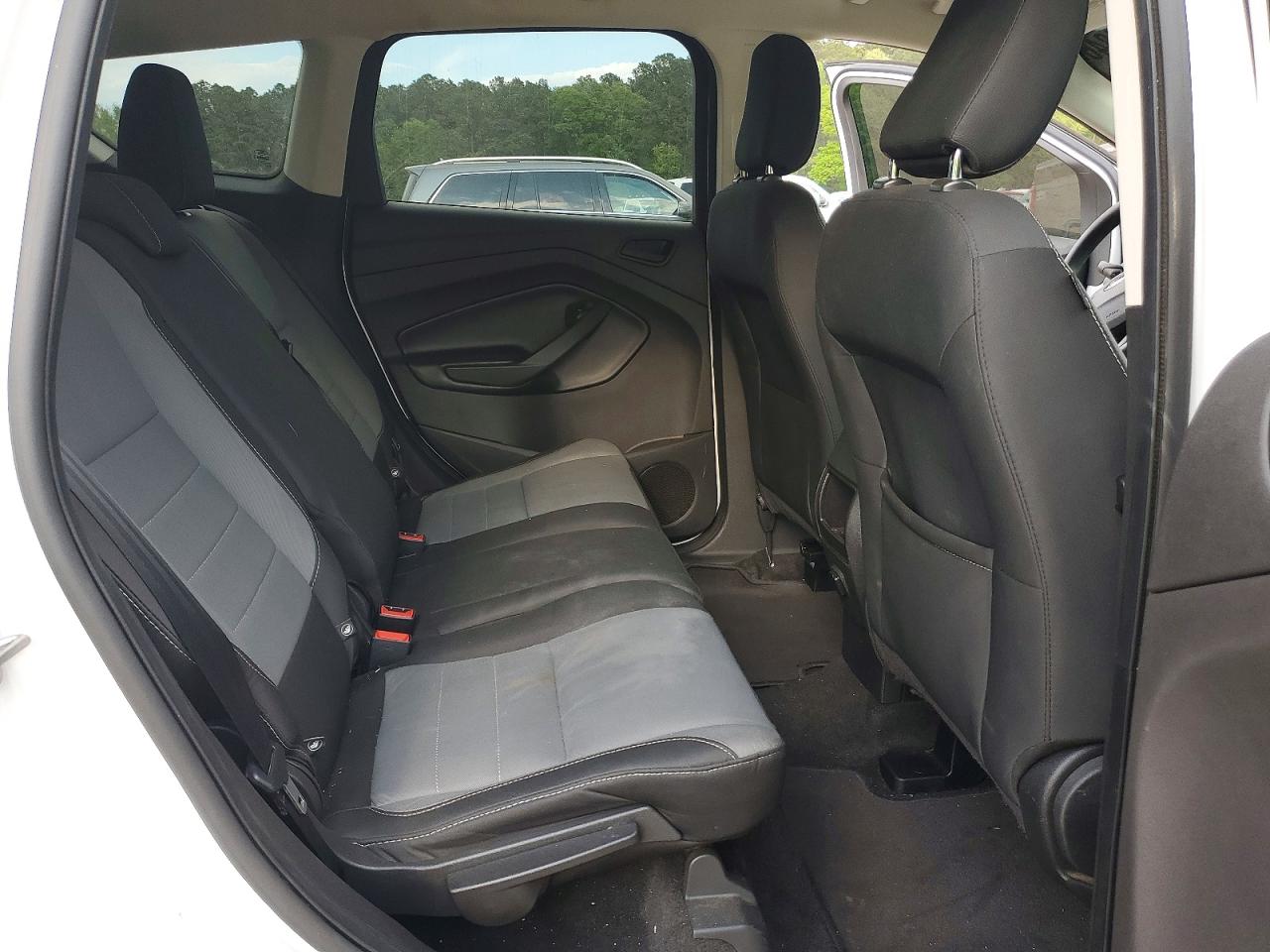 2019 FORD ESCAPE S photo 31