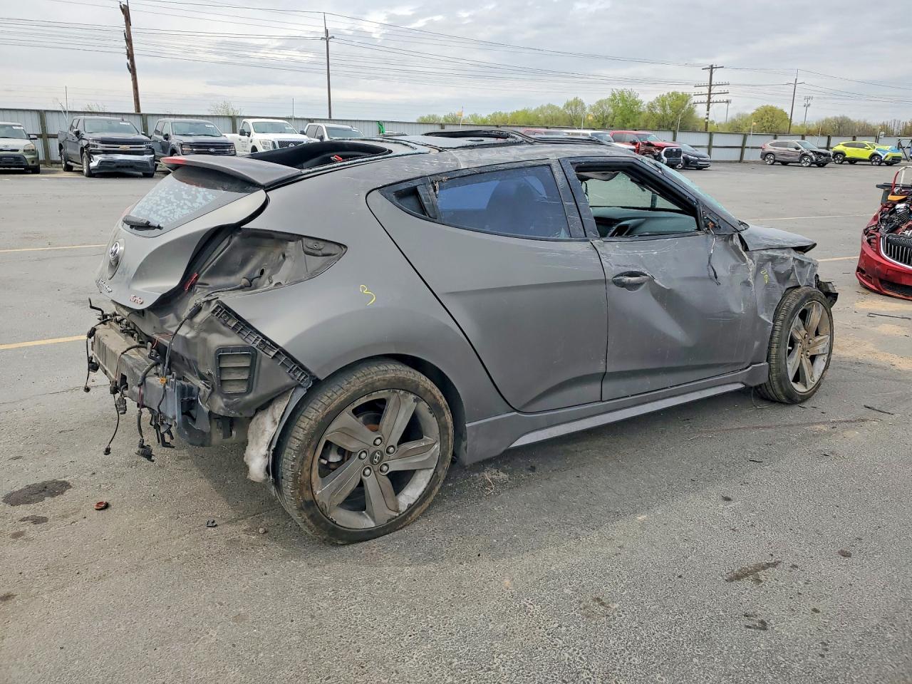 2015 HYUNDAI VELOSTER TURBO photo 5