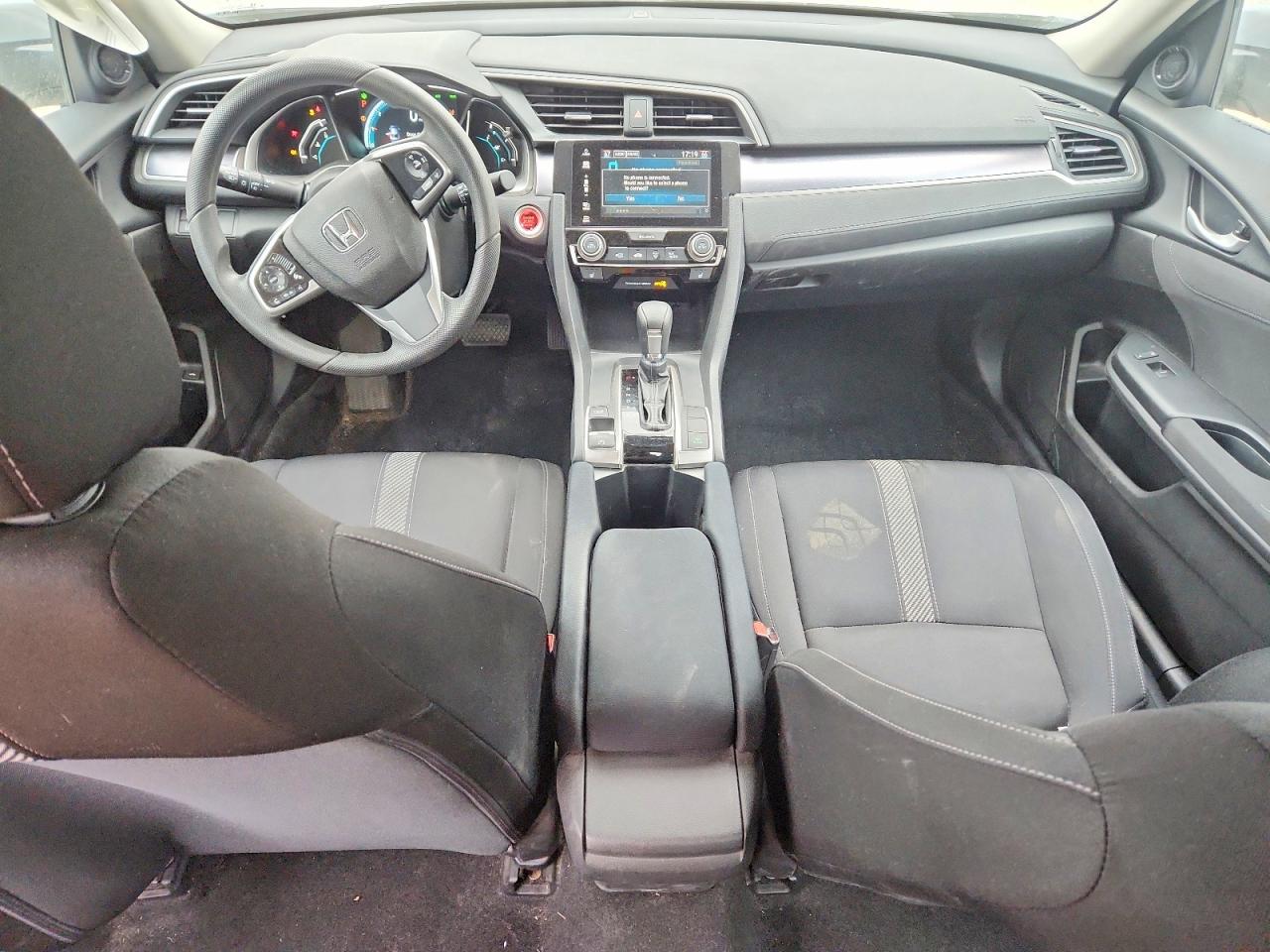 2017 HONDA CIVIC EX photo 8