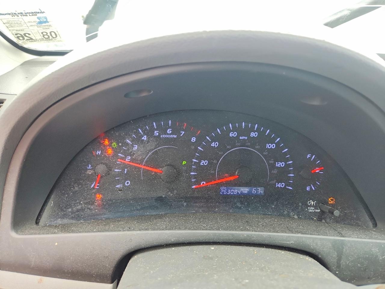 2010 TOYOTA CAMRY LE photo 17