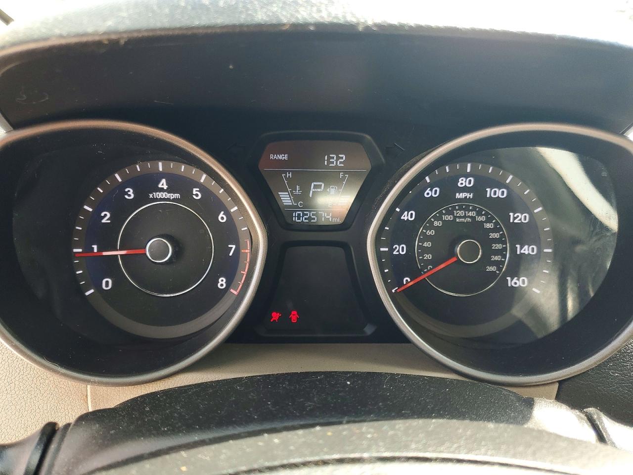 2014 HYUNDAI ELANTRA SE photo 9