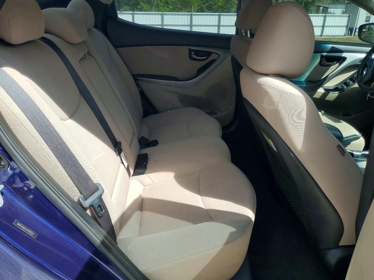 2014 HYUNDAI ELANTRA SE photo 10