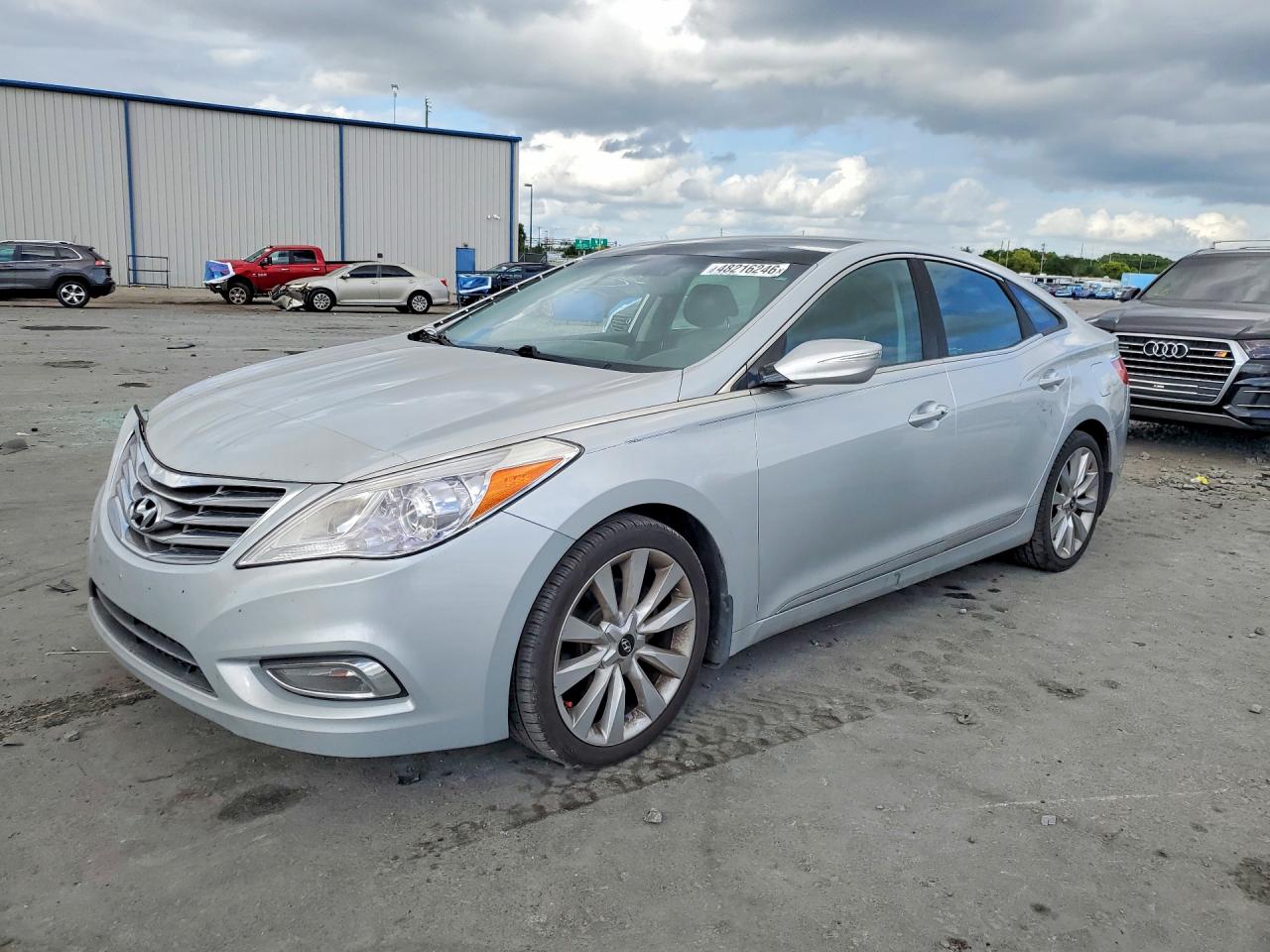 2014 HYUNDAI AZERA