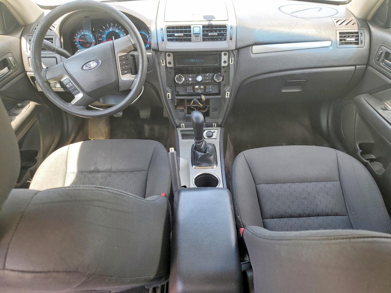 2010 FORD FUSION SE photo 8