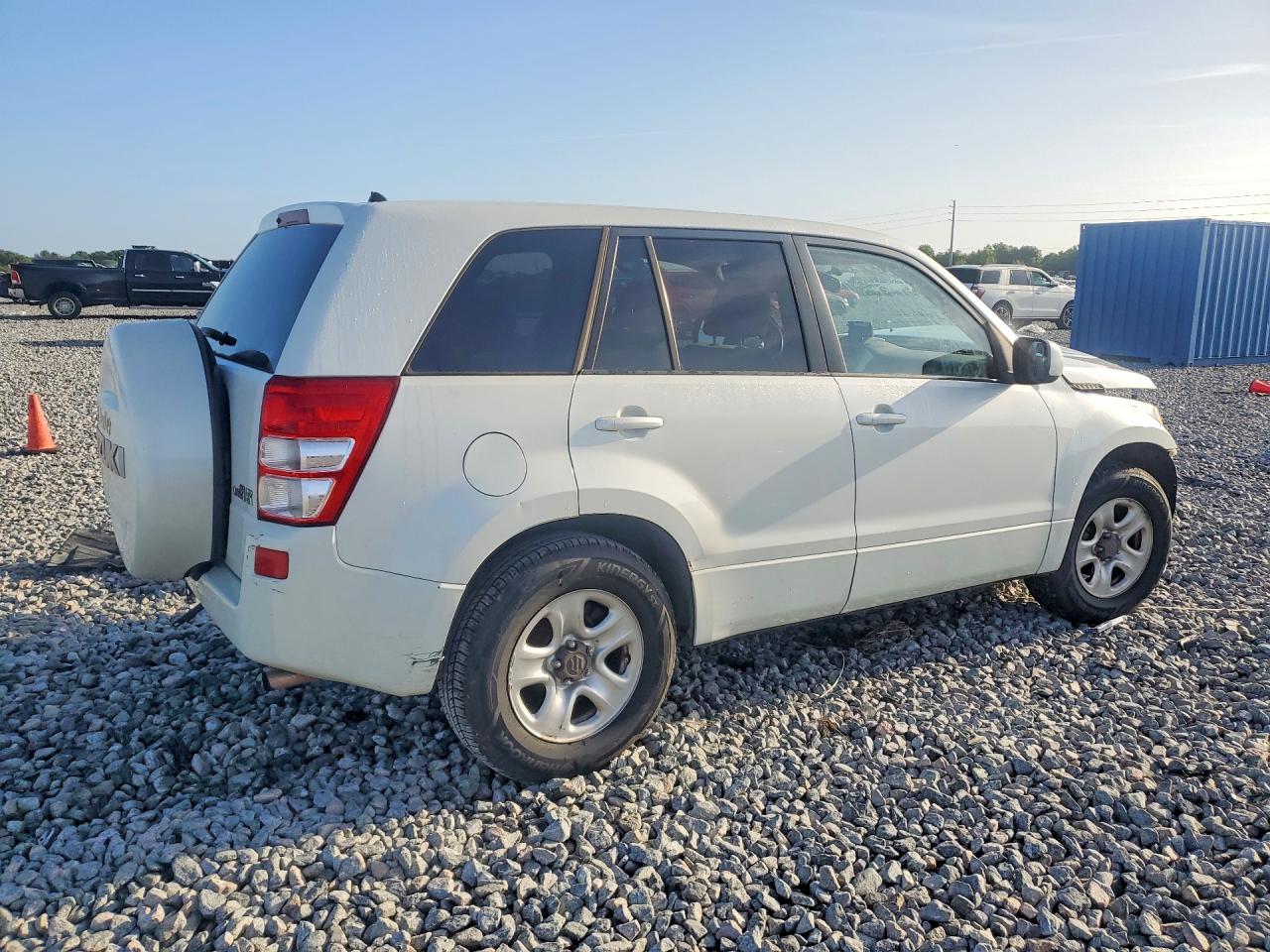 2011 SUZUKI GRAND VITARA PREMIUM photo 5