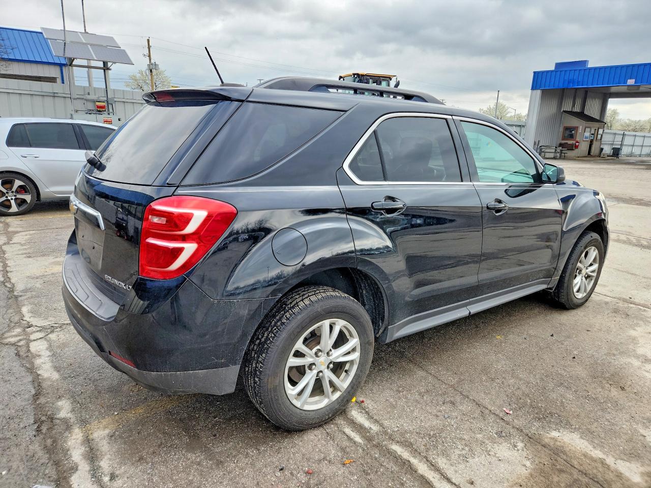 2016 CHEVROLET EQUINOX LT photo 3