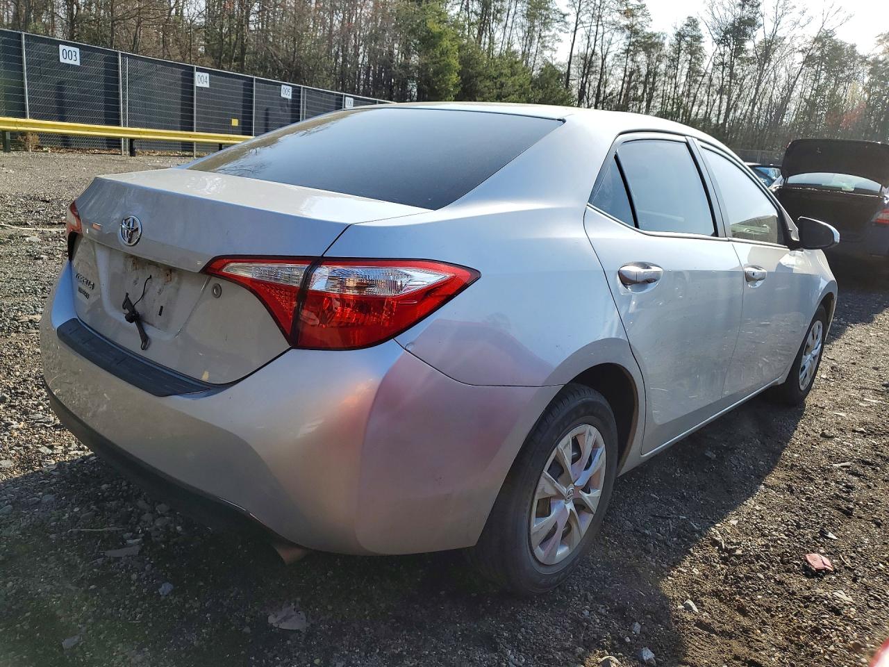 2016 TOYOTA COROLLA L photo 5