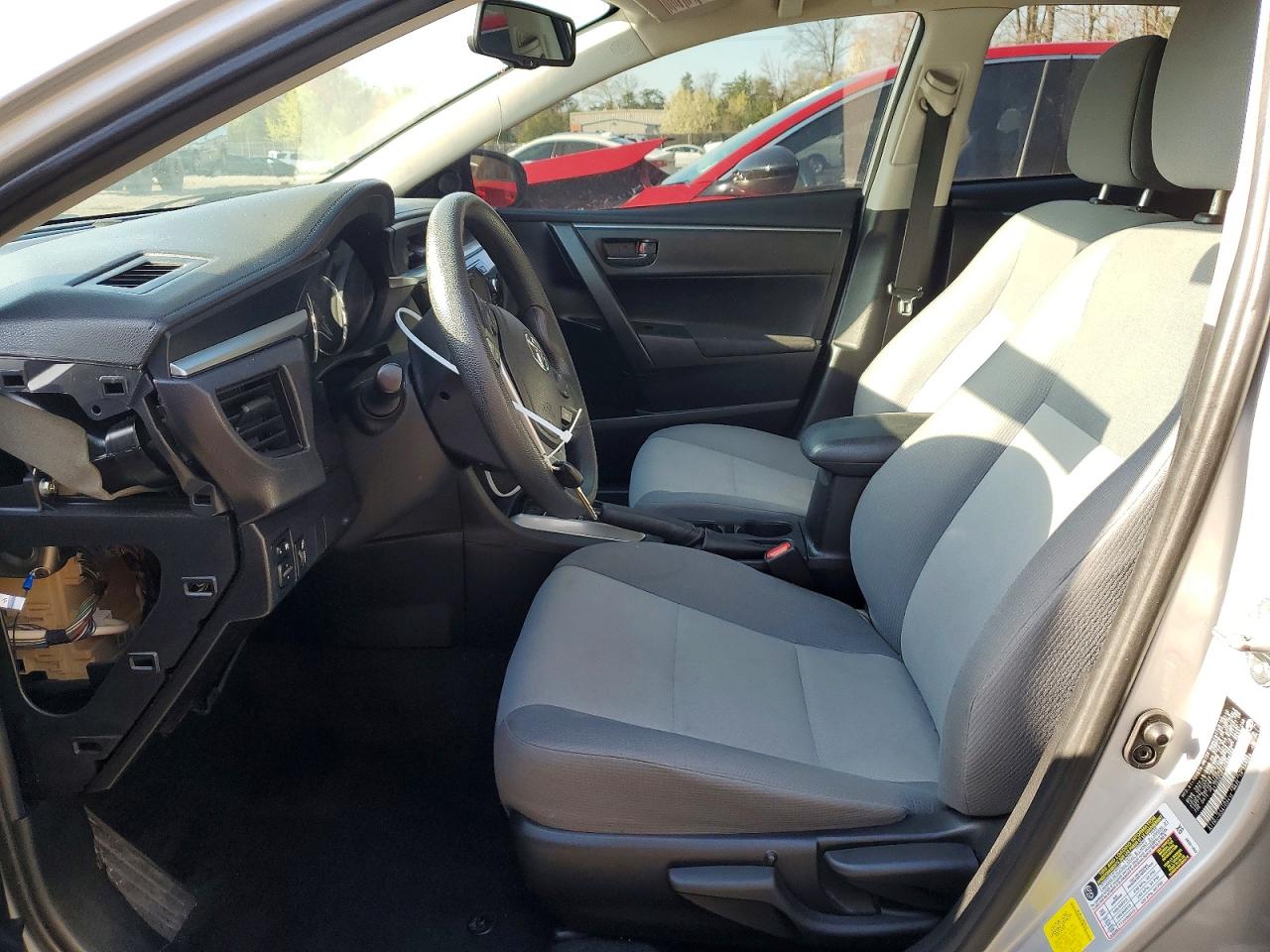 2016 TOYOTA COROLLA L photo 13