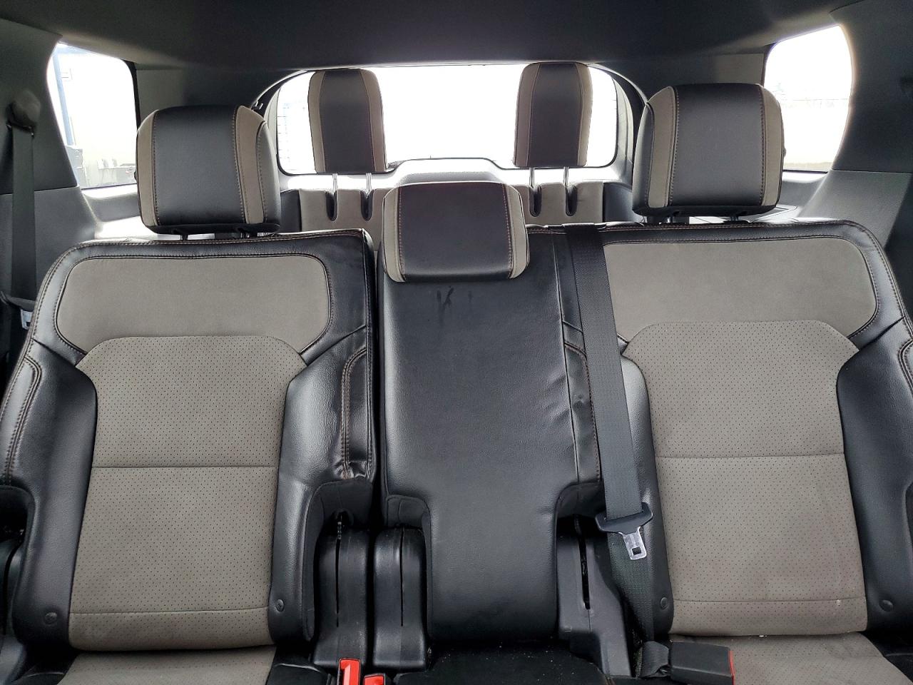 2017 FORD EXPLORER XLT photo 19