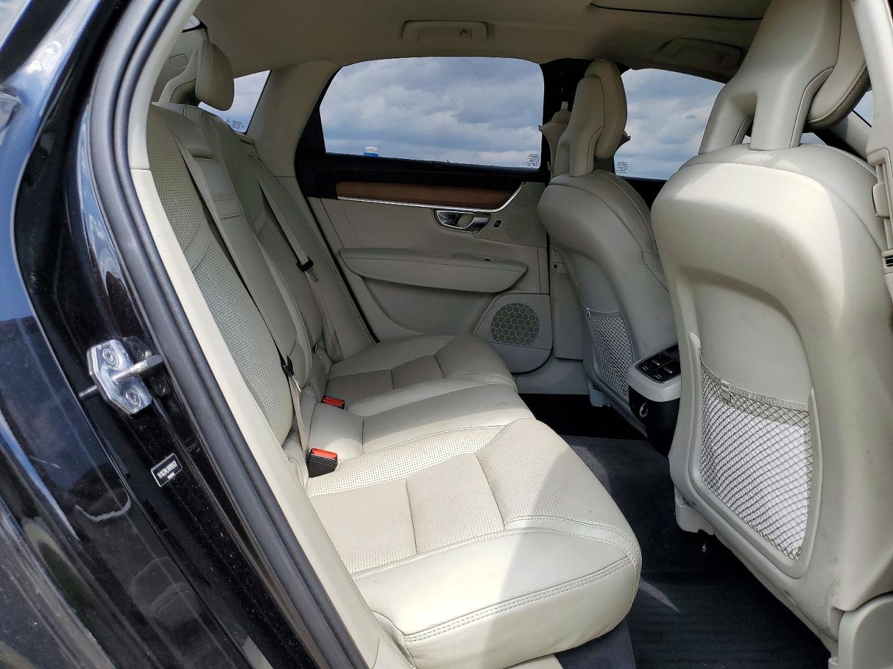 2017 VOLVO S90 T6 INSCRIPTION photo 10