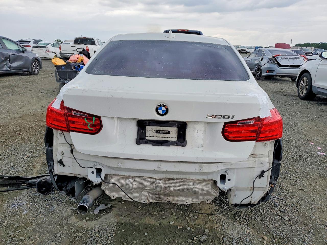 2014 BMW 320 I photo 11