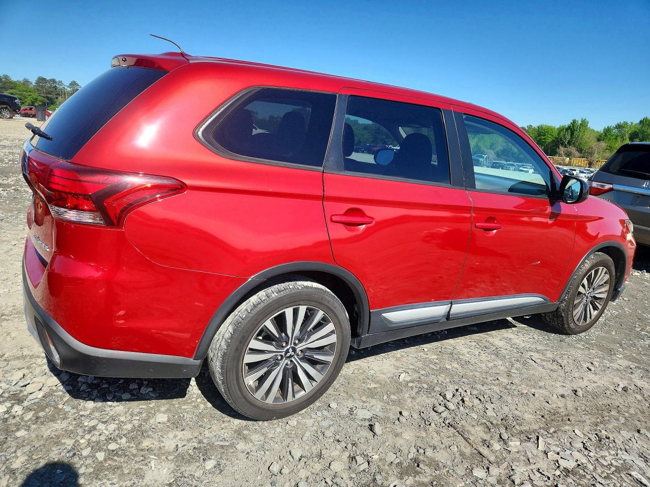 2016 MITSUBISHI OUTLANDER ES photo 3