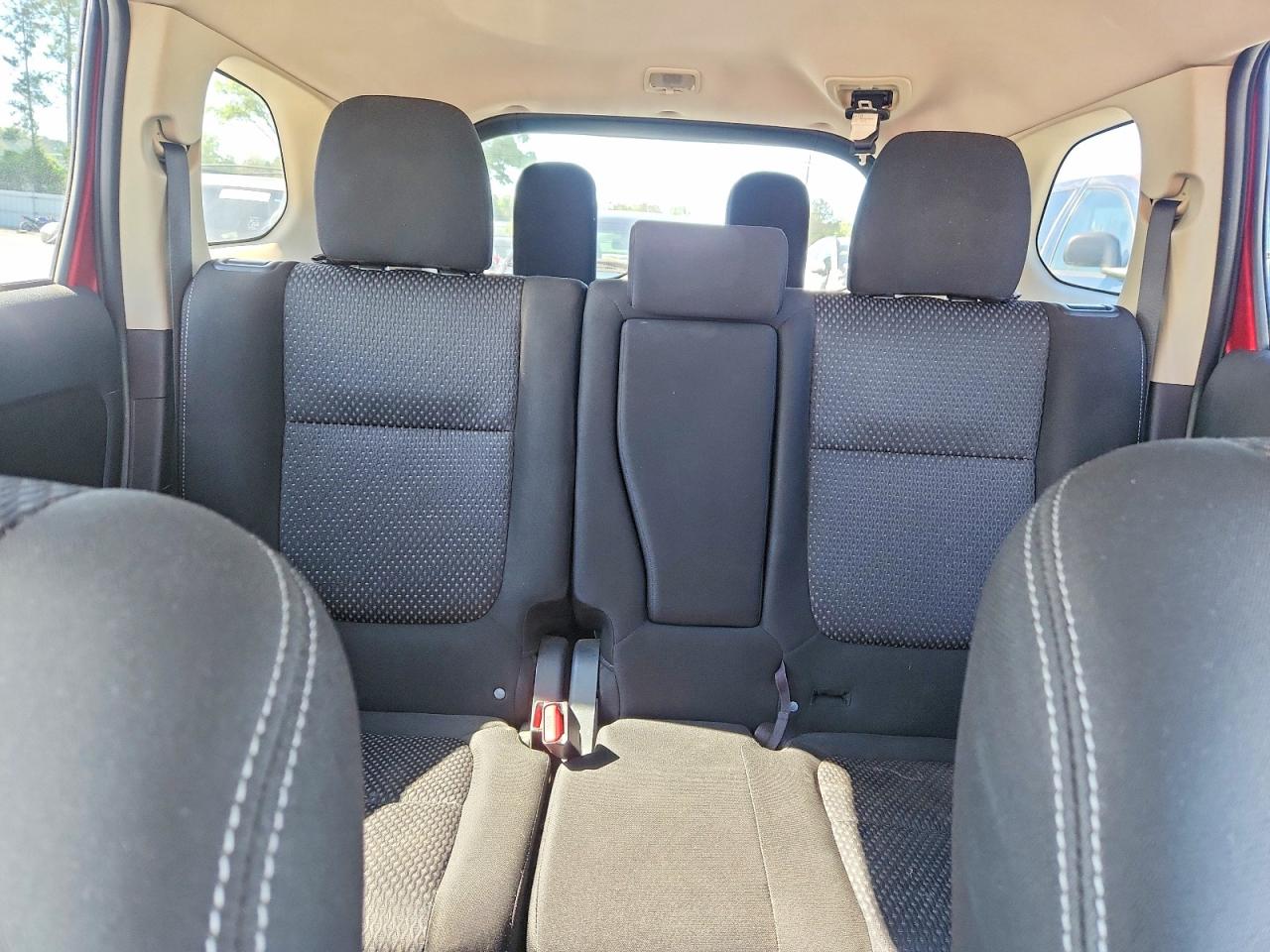 2016 MITSUBISHI OUTLANDER ES photo 10