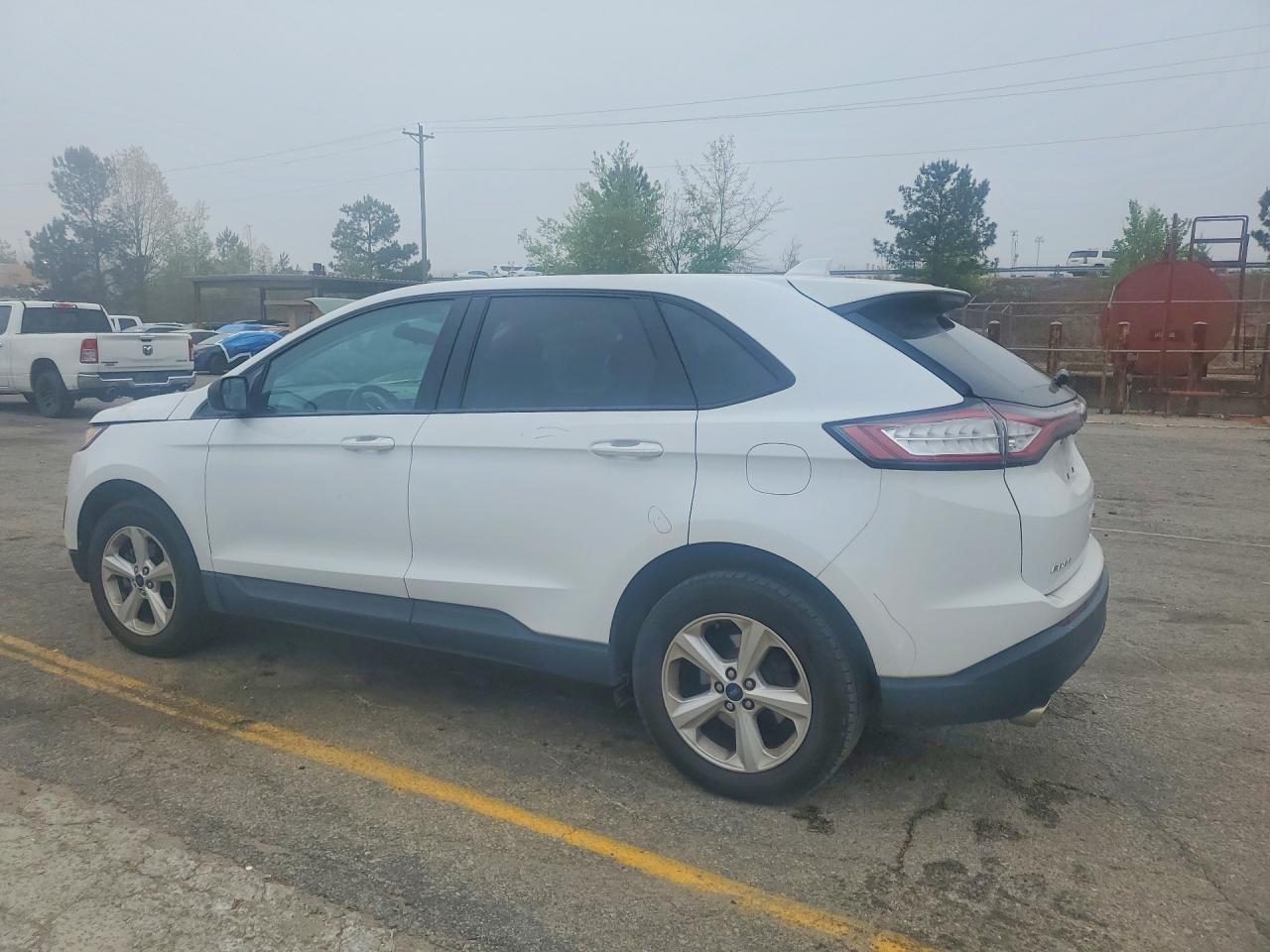 2018 FORD EDGE SE photo 2