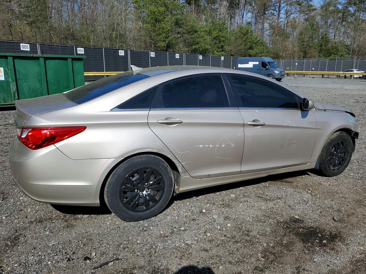 2011 HYUNDAI SONATA GLS photo 5
