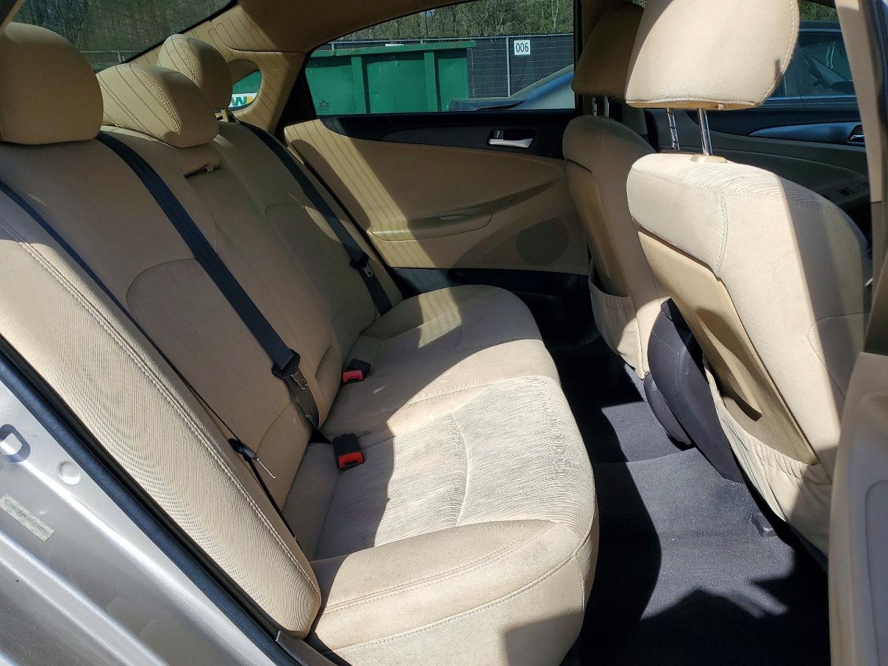 2011 HYUNDAI SONATA GLS photo 19
