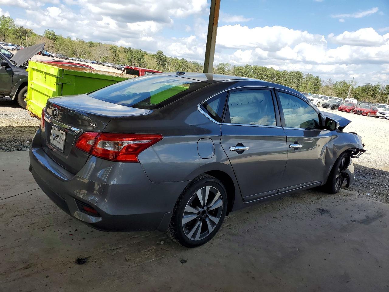 2018 NISSAN SENTRA SL photo 7
