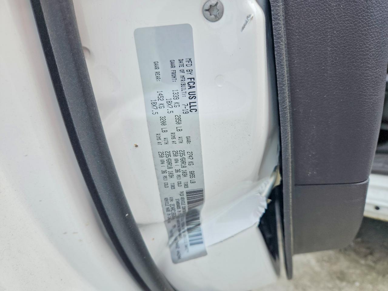 2019 CHRYSLER PACIFICA TOURING L photo 13