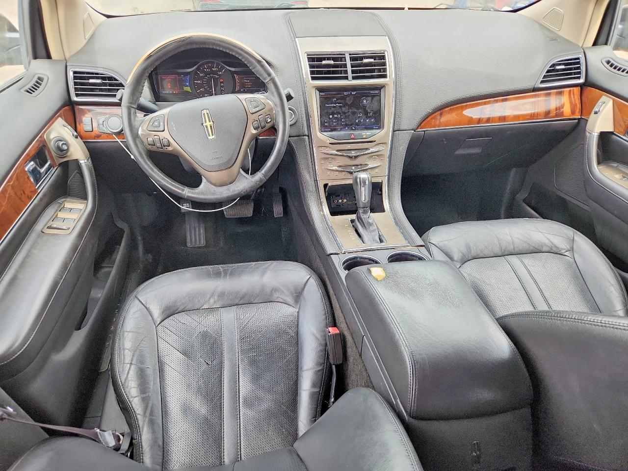 2013 LINCOLN TOWNHOUSE MKX photo 15