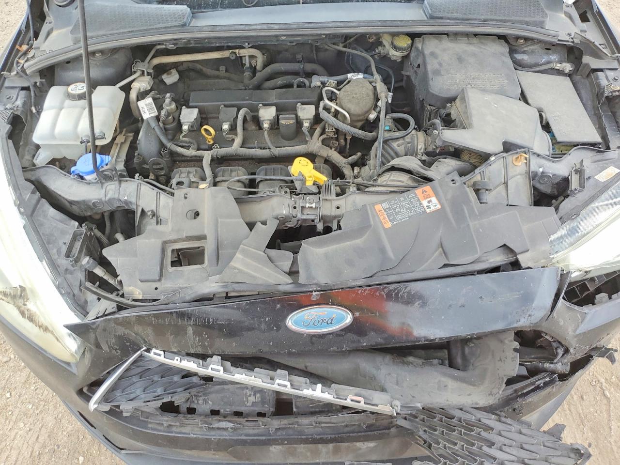 2015 FORD FOCUS SE photo 21