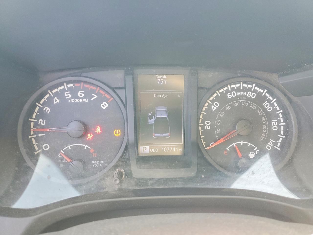 2019 TOYOTA TACOMA SR photo 9