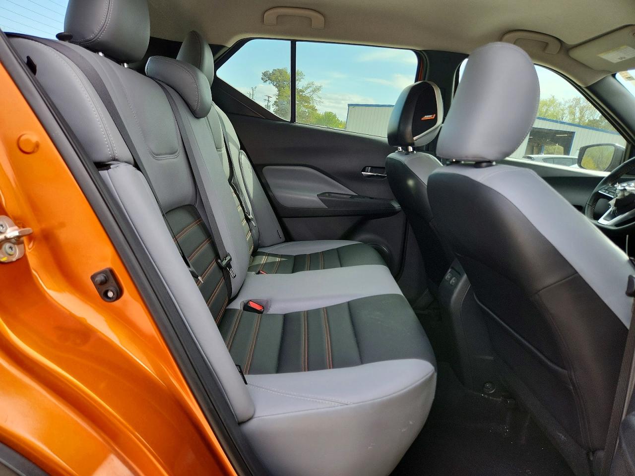 2021 NISSAN KICKS SR photo 31