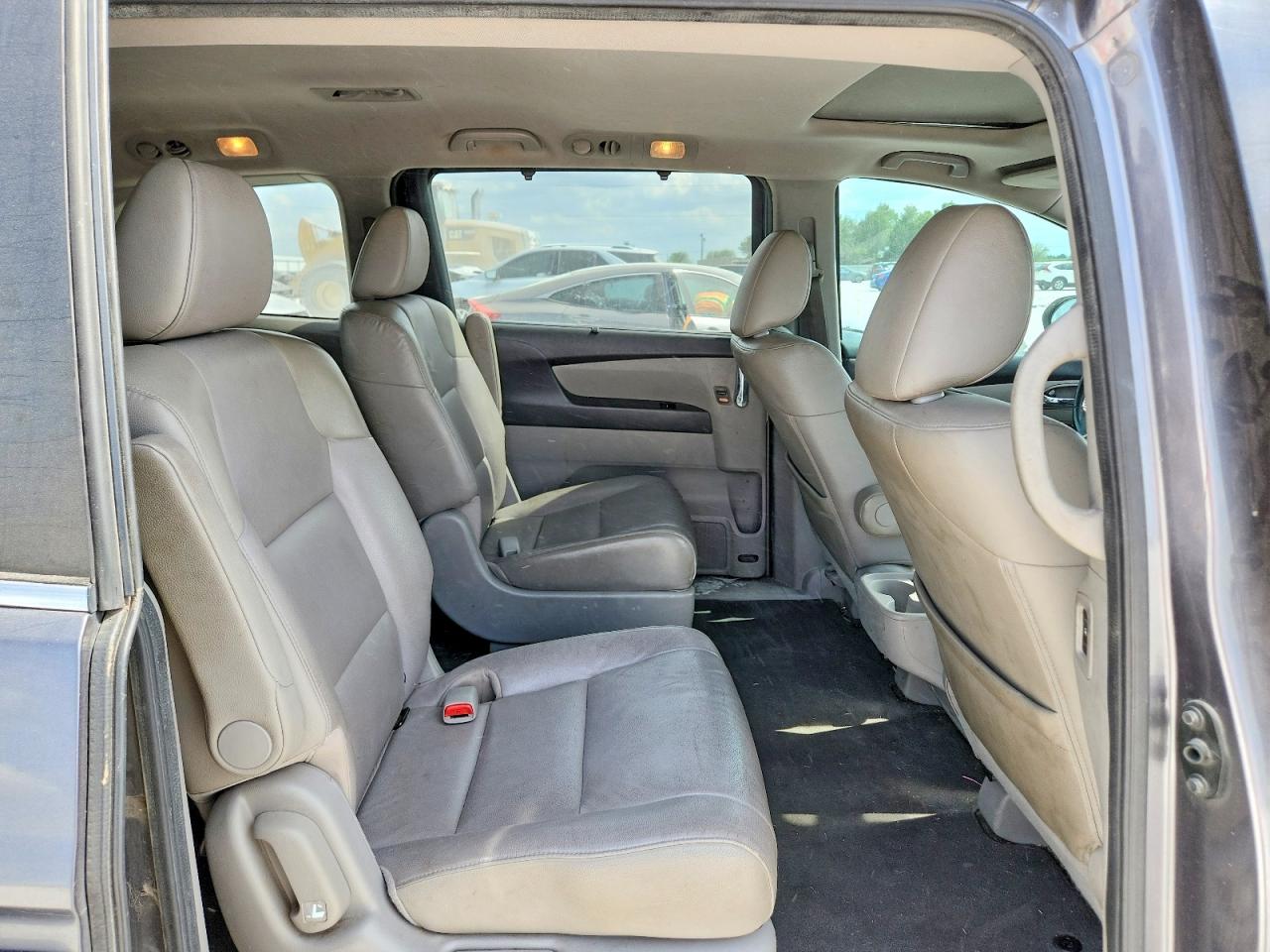 2014 HONDA ODYSSEY photo 31