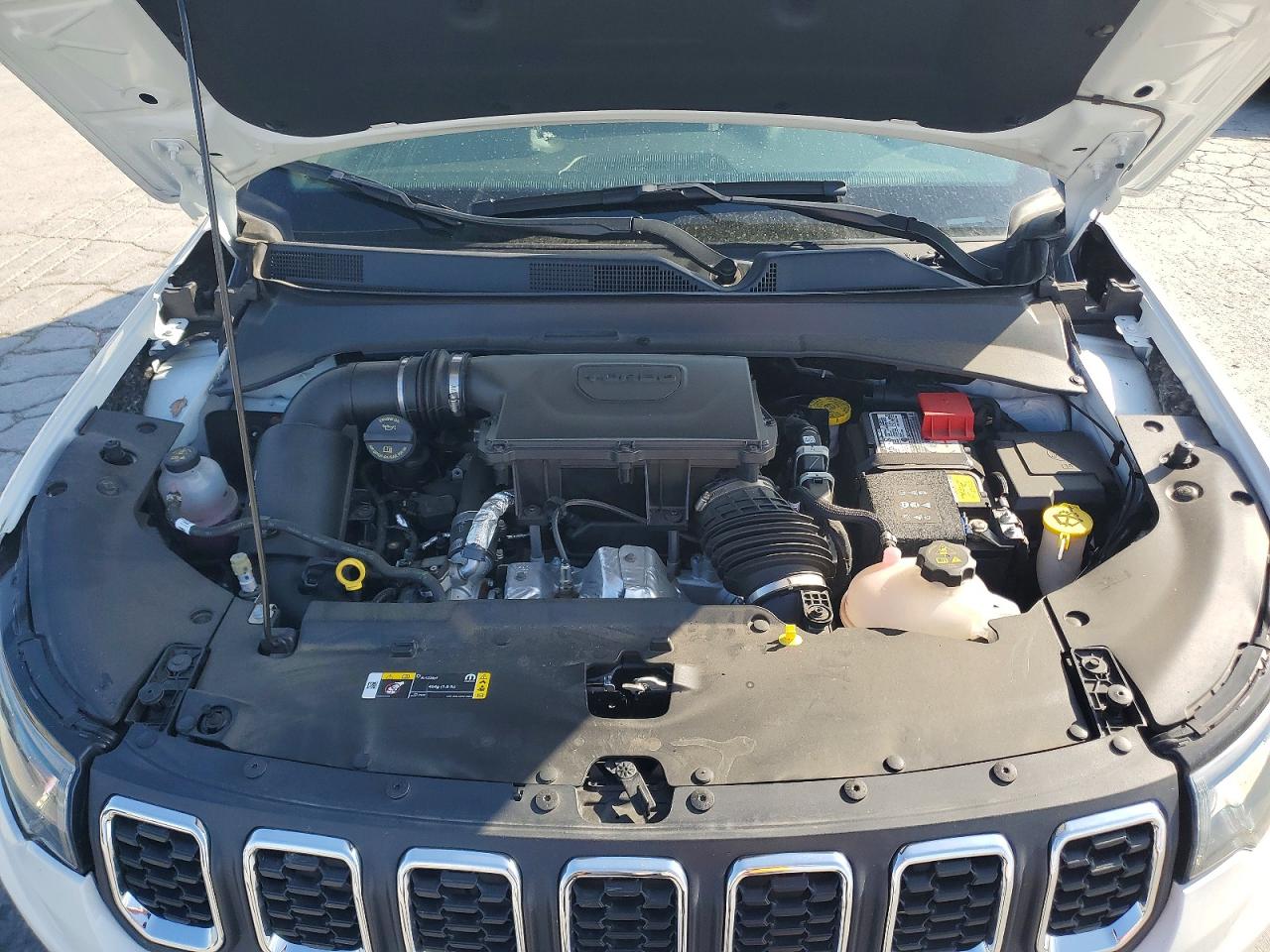 2024 JEEP COMPASS LATITUDE LUX photo 34