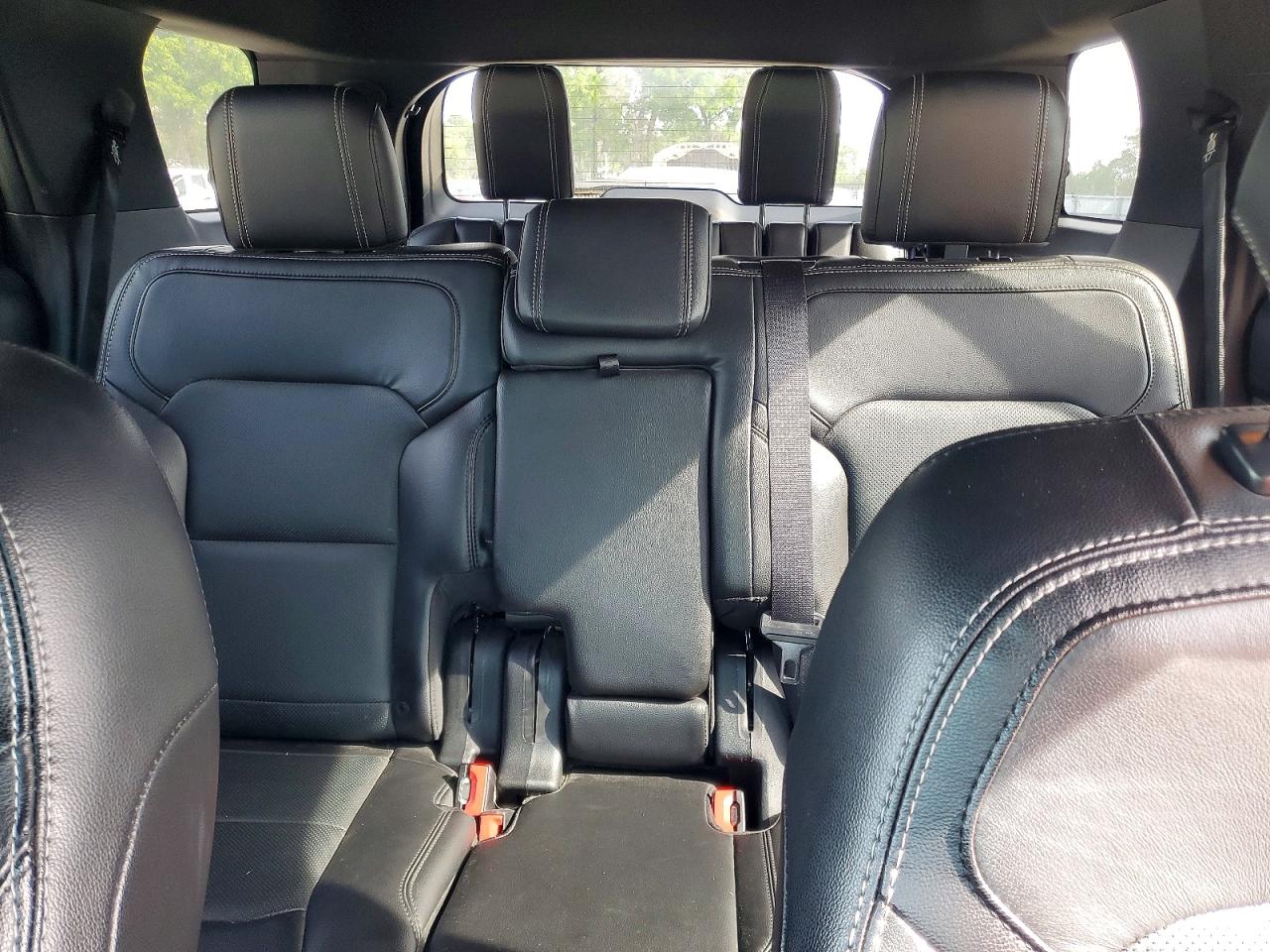 2017 FORD EXPLORER LIMITED photo 19
