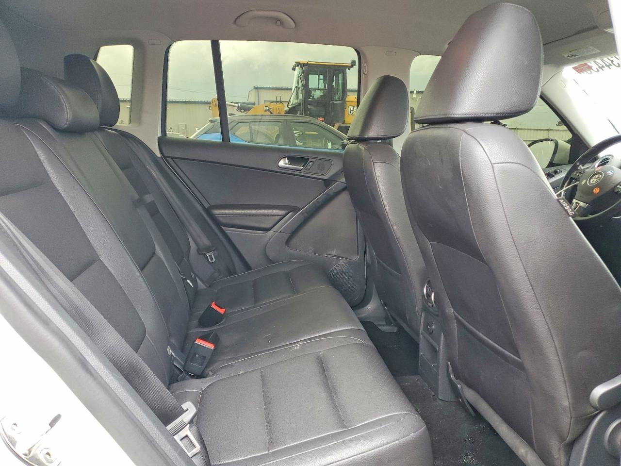 2017 VOLKSWAGEN TIGUAN S photo 31