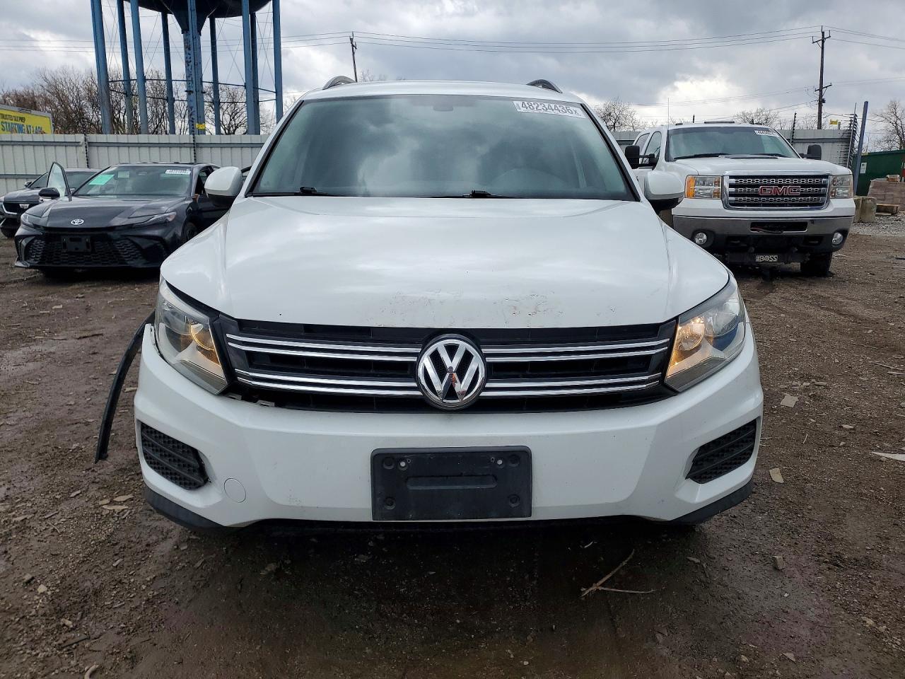 2017 VOLKSWAGEN TIGUAN S photo 13