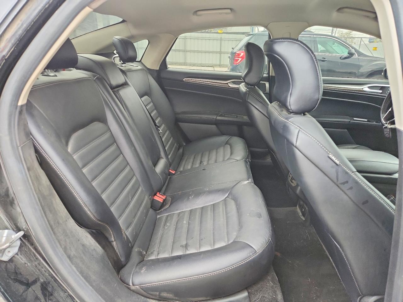 2018 FORD FUSION SE photo 19