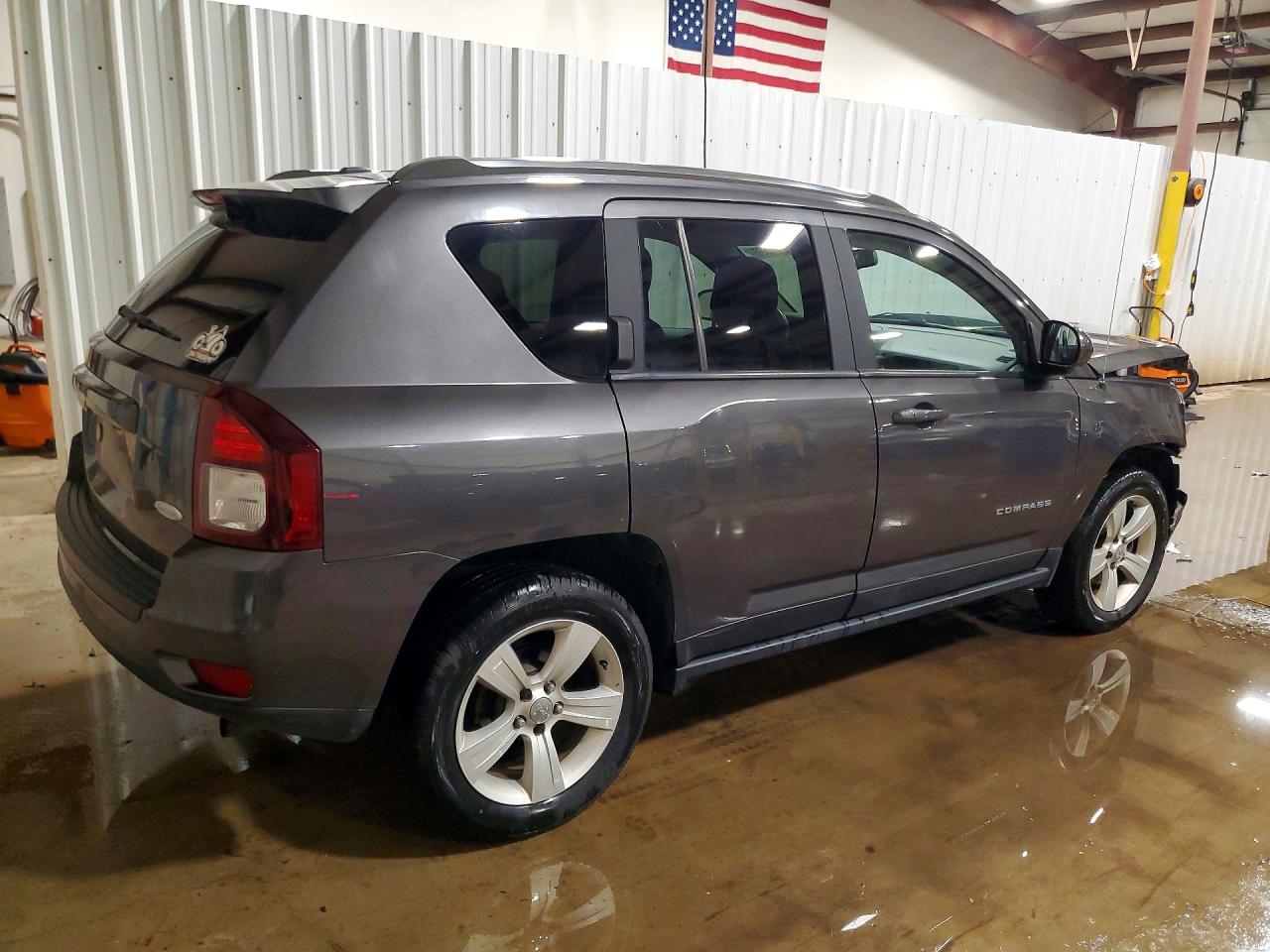 2014 JEEP COMPASS LATITUDE photo 5