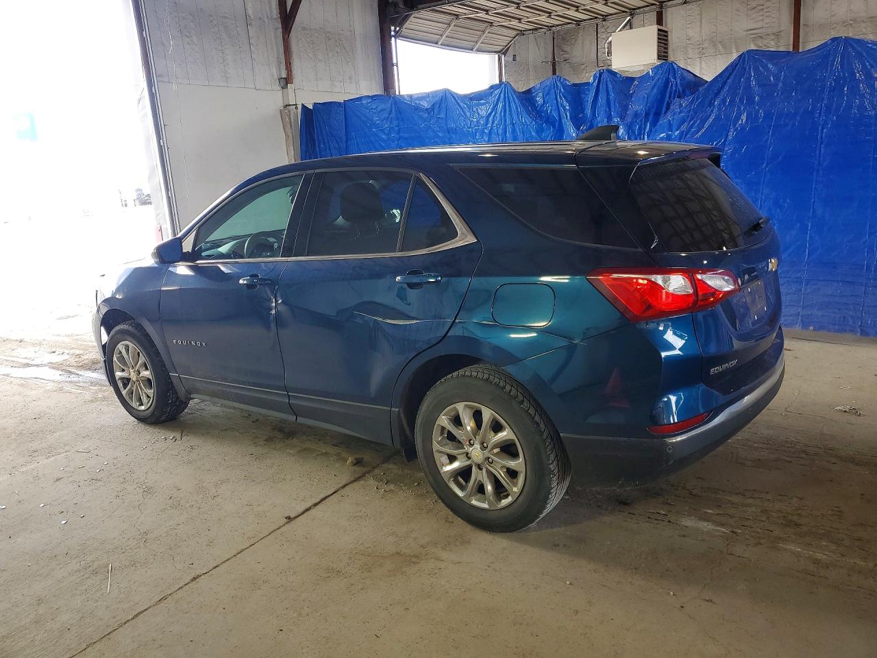 2020 CHEVROLET EQUINOX LT photo 2