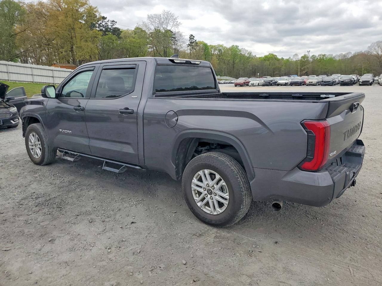 2024 TOYOTA TUNDRA SR5 photo 3