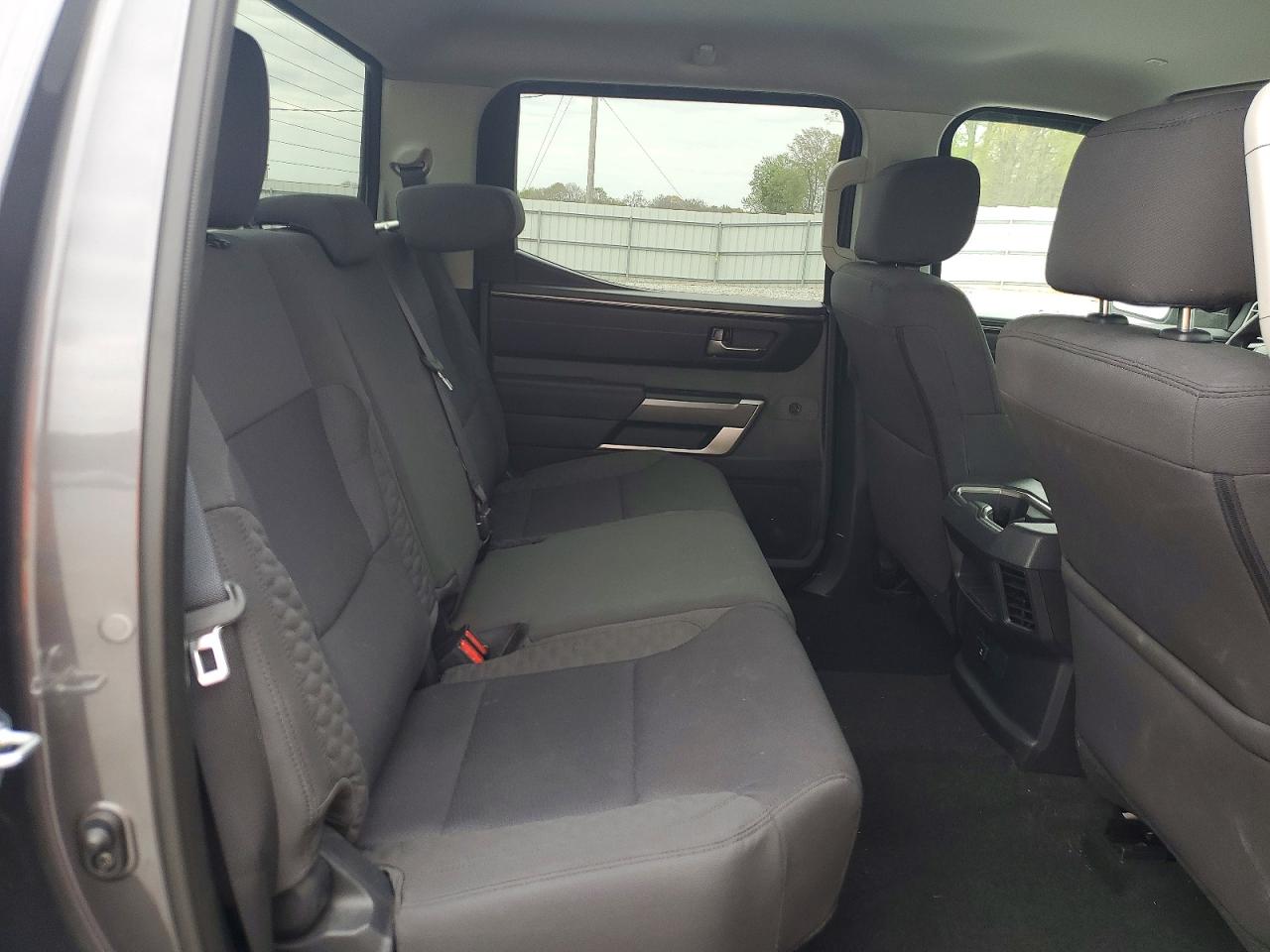 2024 TOYOTA TUNDRA SR5 photo 19