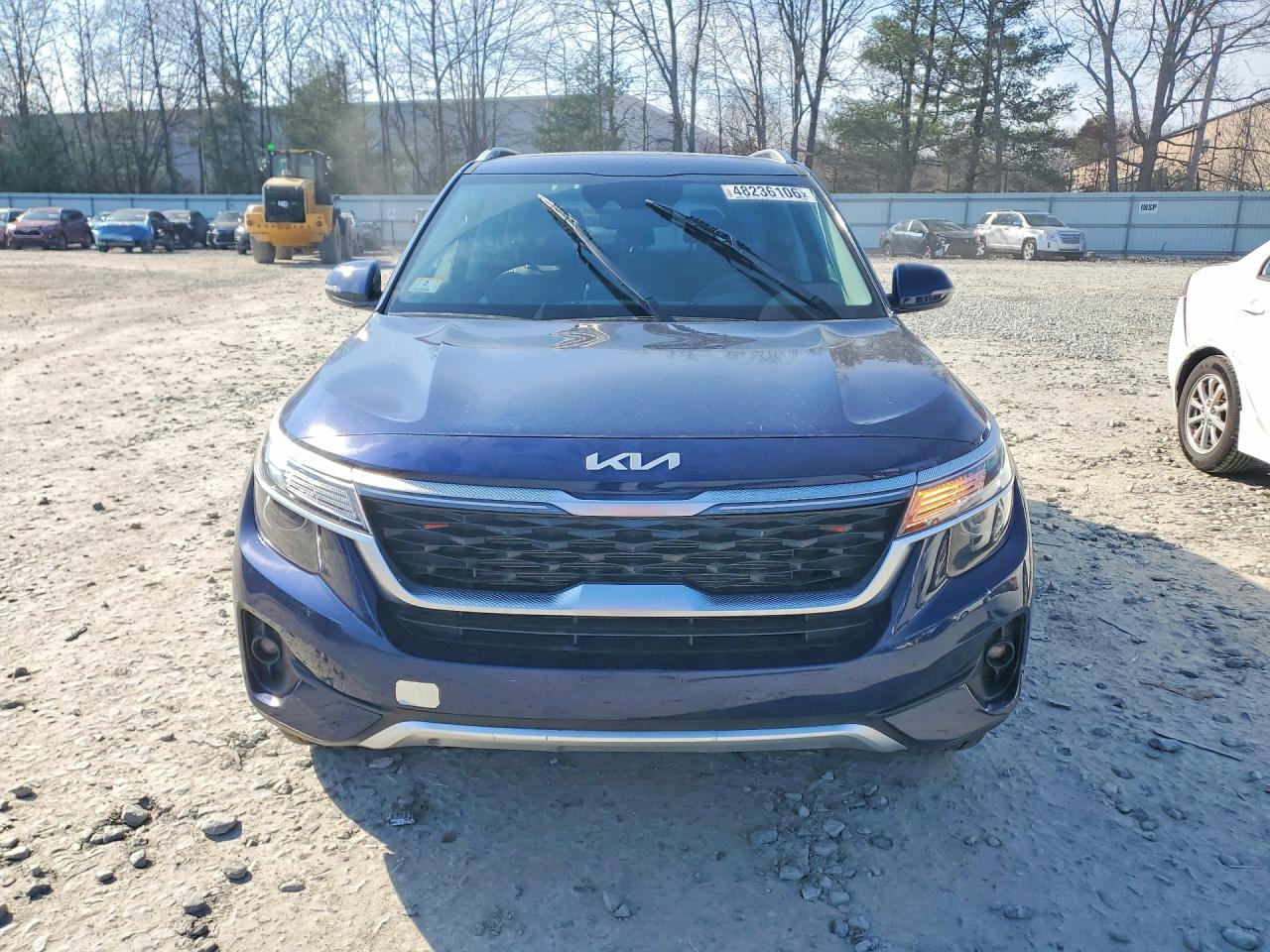 2023 KIA SELTOS EX photo 5