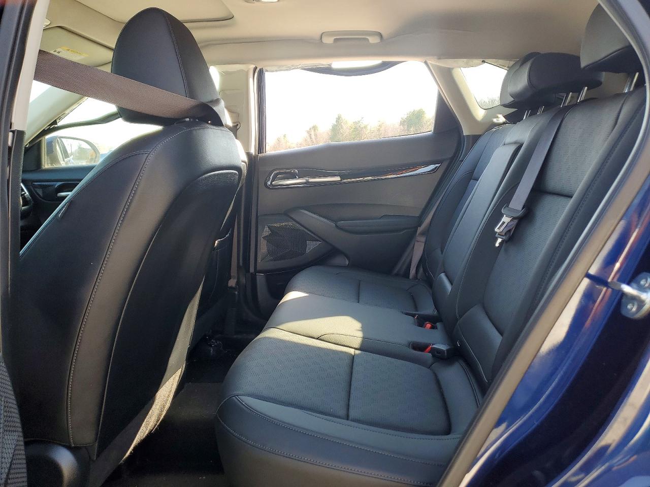 2023 KIA SELTOS EX photo 11