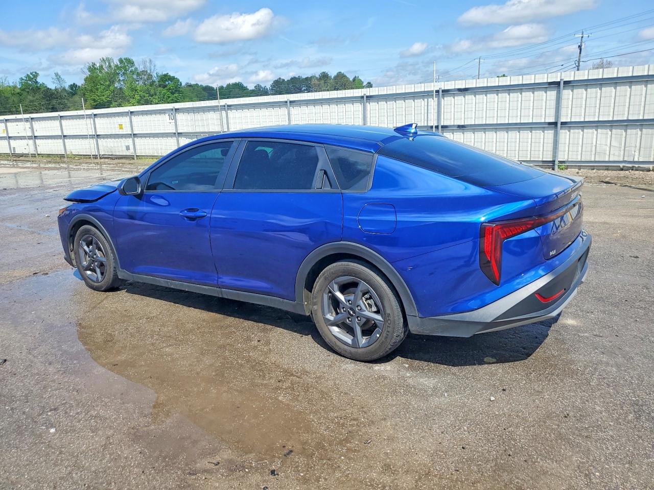 2025 KIA K4 LXS photo 3