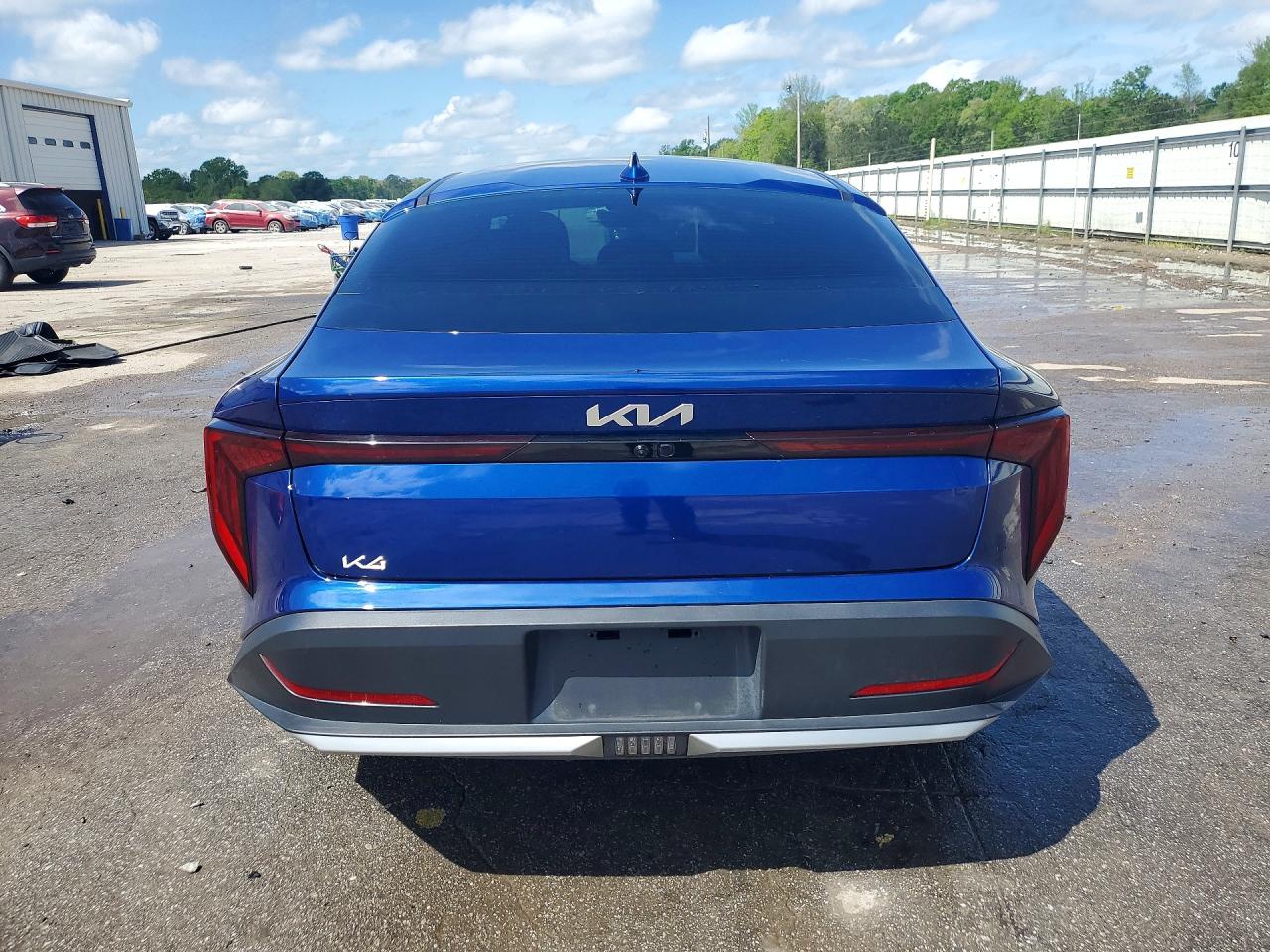2025 KIA K4 LXS photo 11