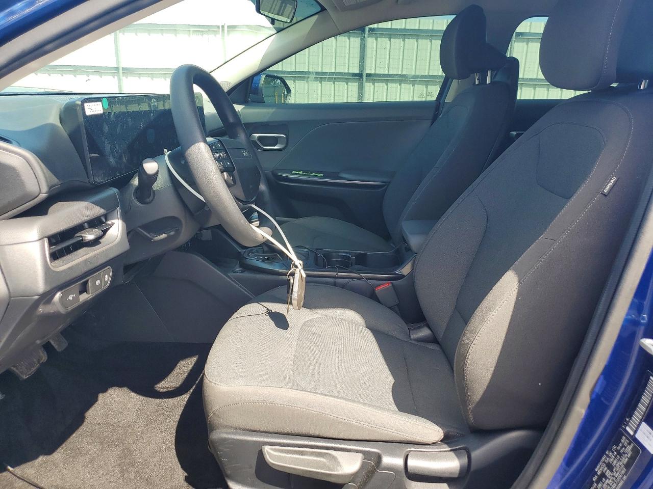 2025 KIA K4 LXS photo 13