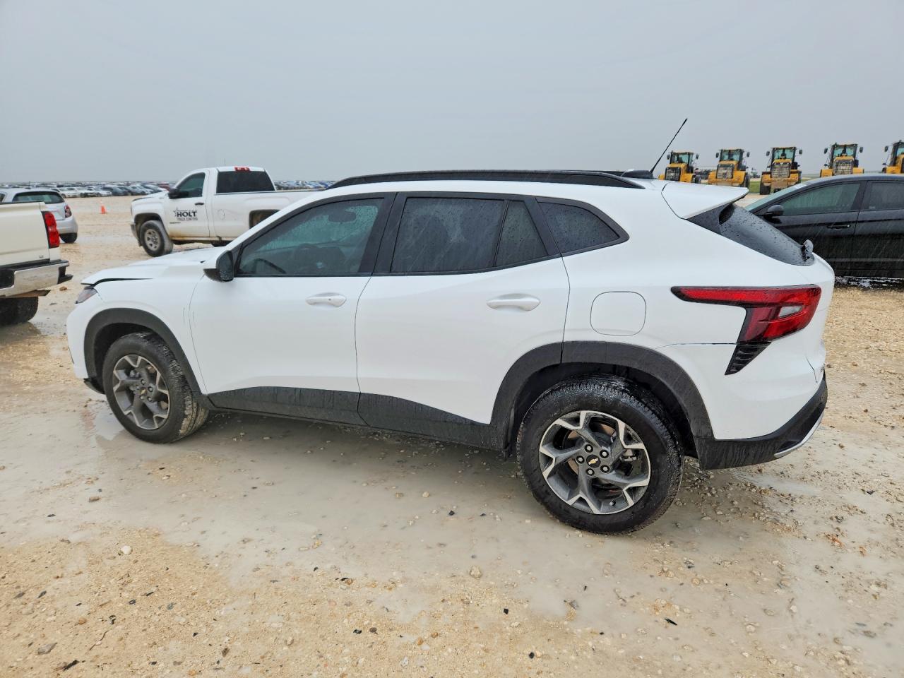 2025 CHEVROLET TRAX 1LT photo 3