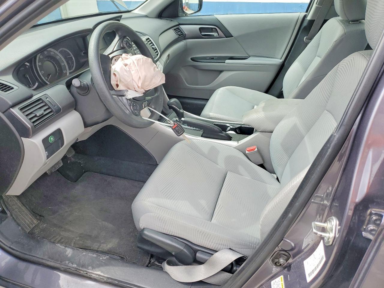 2015 HONDA ACCORD LX photo 13